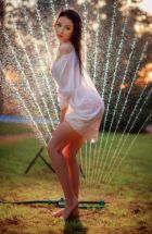 Самира, возраст: 19 рост: 171, вес: 53