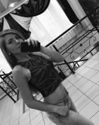 Настена, тел. 8 905 773-29-47