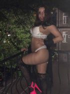 Лана — страпон, урологический массаж