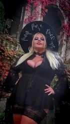 Заказать девушку от 7000 руб. в час (Селена Влади , 39 лет)