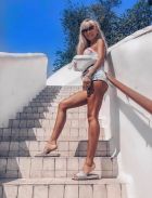 Александра — массаж страпоном, тел. 8 900 237-40-77