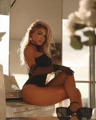 Яна, 8 953 105-52-18 Яна — интим массаж на дому